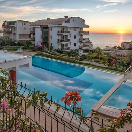 Διαμέρισμα Doga Ve Deniz Manzarali Site Icerisinde Havuzlu