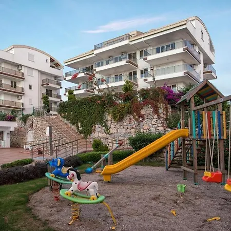 Διαμέρισμα Doga Ve Deniz Manzarali Site Icerisinde Havuzlu