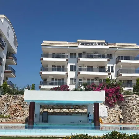 Διαμέρισμα Doga Ve Deniz Manzarali Site Icerisinde Havuzlu Αλάνια